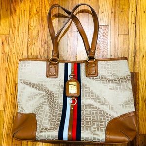 Tommy Hilfiger Tote